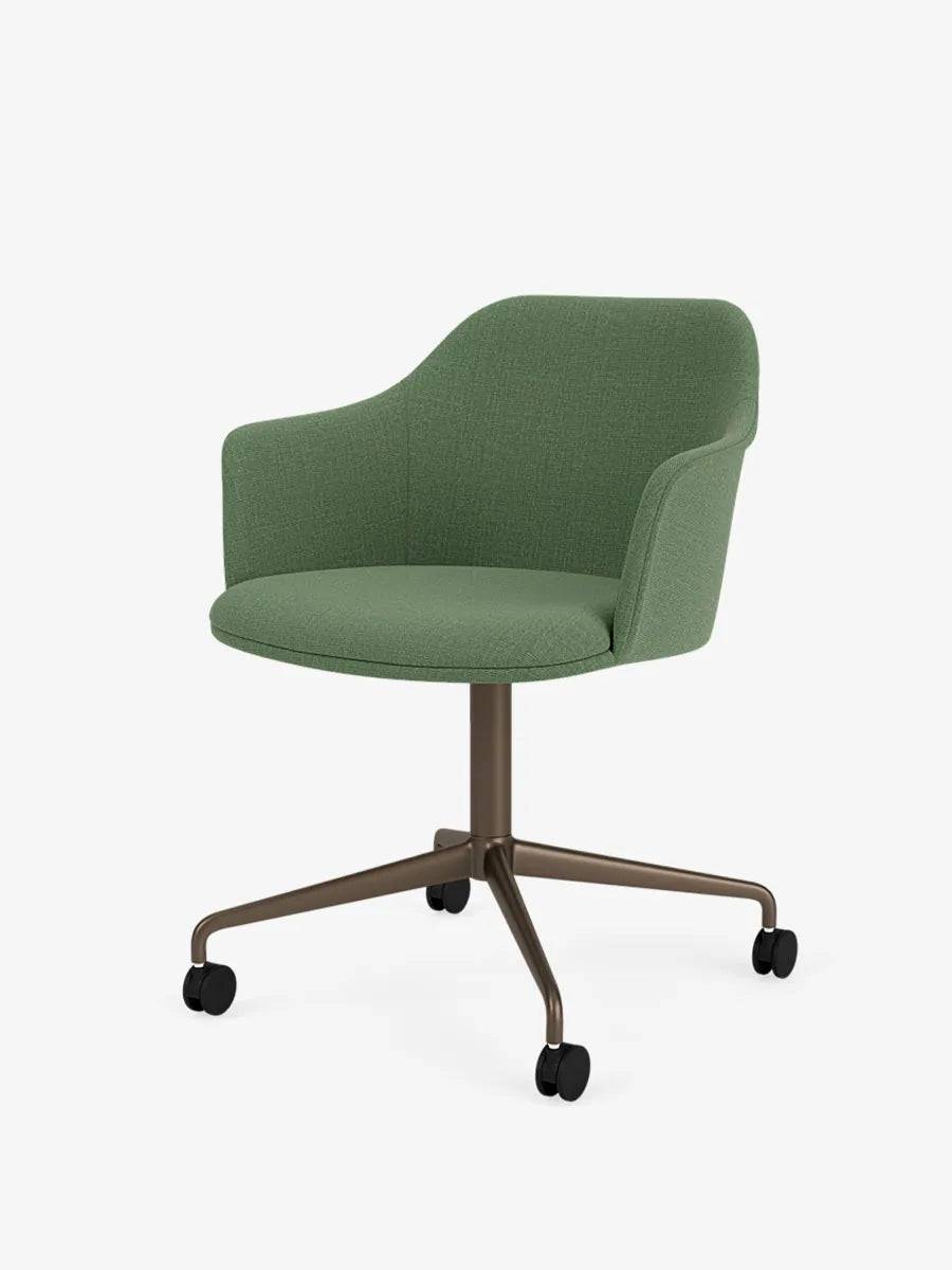 Rely HW51 Stol fra &Tradition Canvas 926 / Bronzed aluminium - Jacobsen Plus