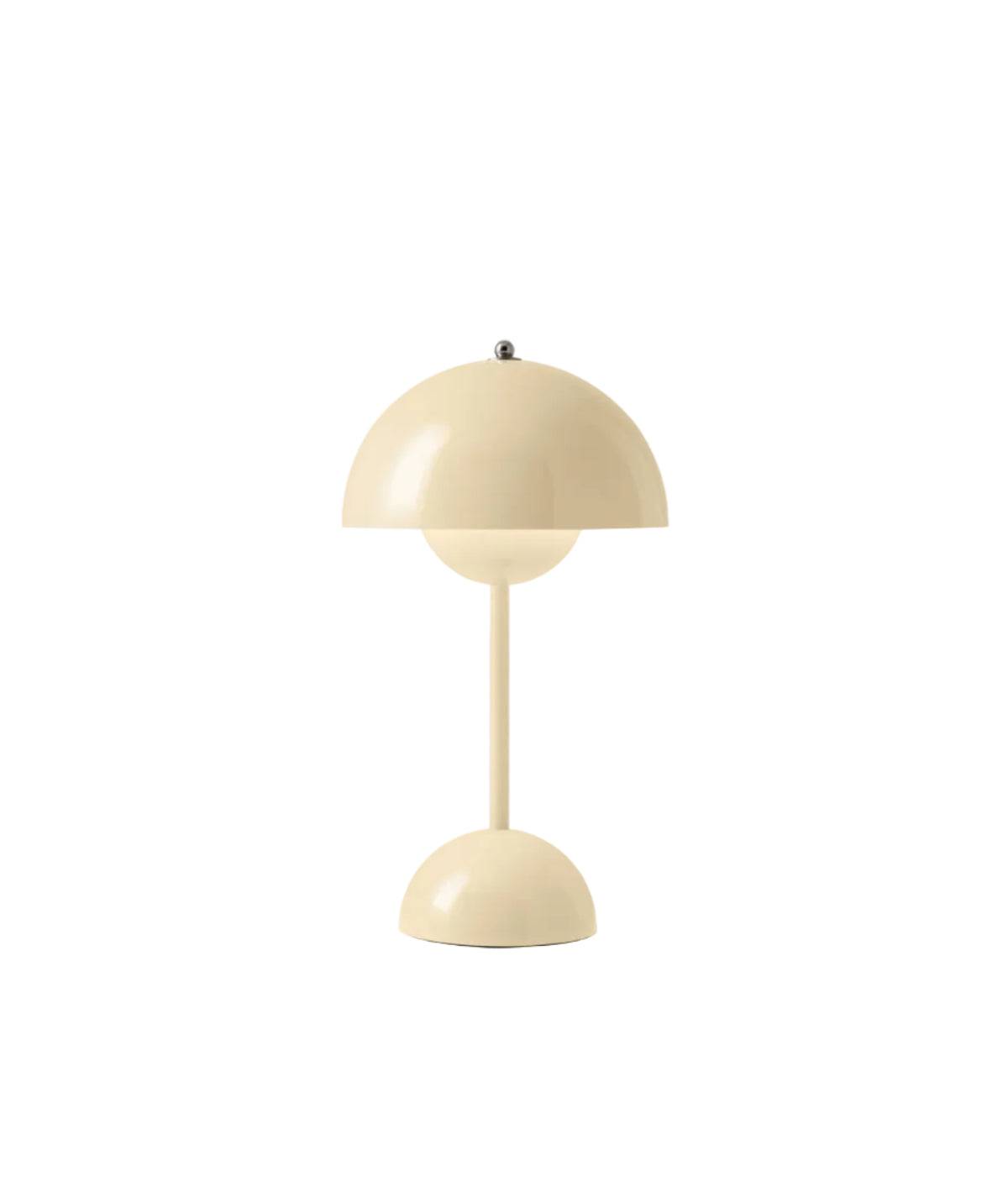 Flowerpot VP9 portable bordlampe af Verner Panton Ivory - Jacobsen Plus