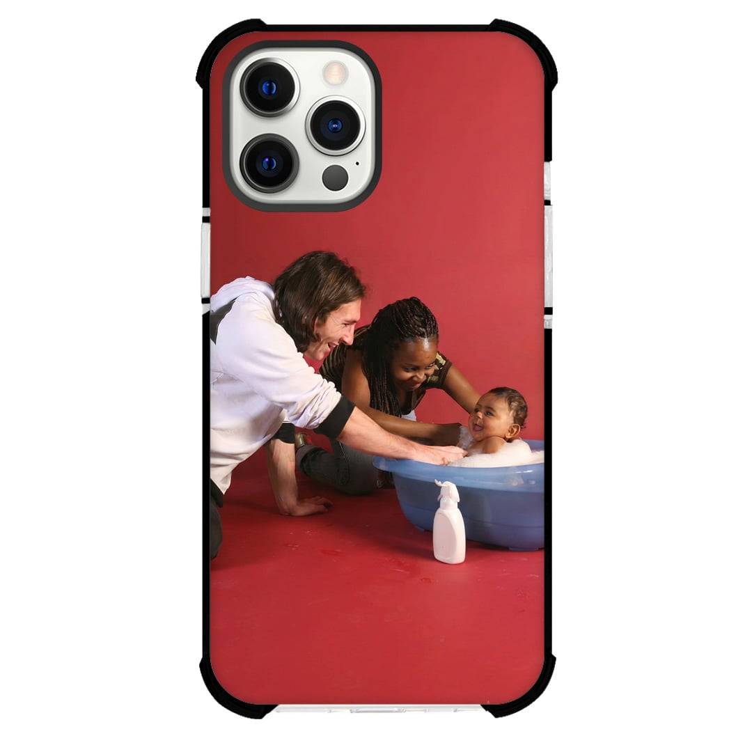 Messi And Baby Yamal Phone Case For iPhone Samsung Galaxy Pixel OnePlus Vivo Xiaomi Asus Sony Motorola Nokia - Messi And Baby Yamal Heartwarming Baby Bath Moment Poster.