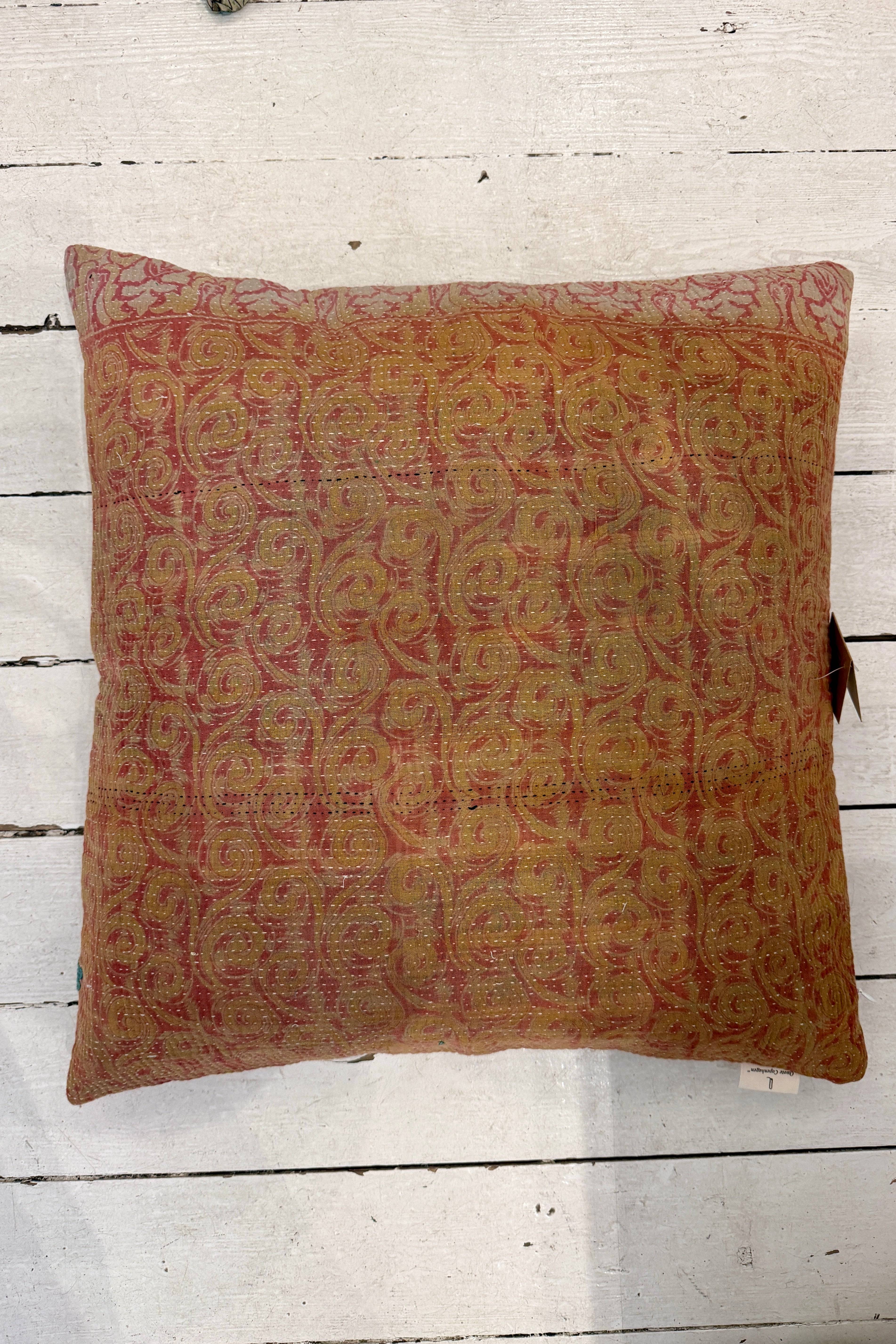 Kantha Pude 50x50 Y5085