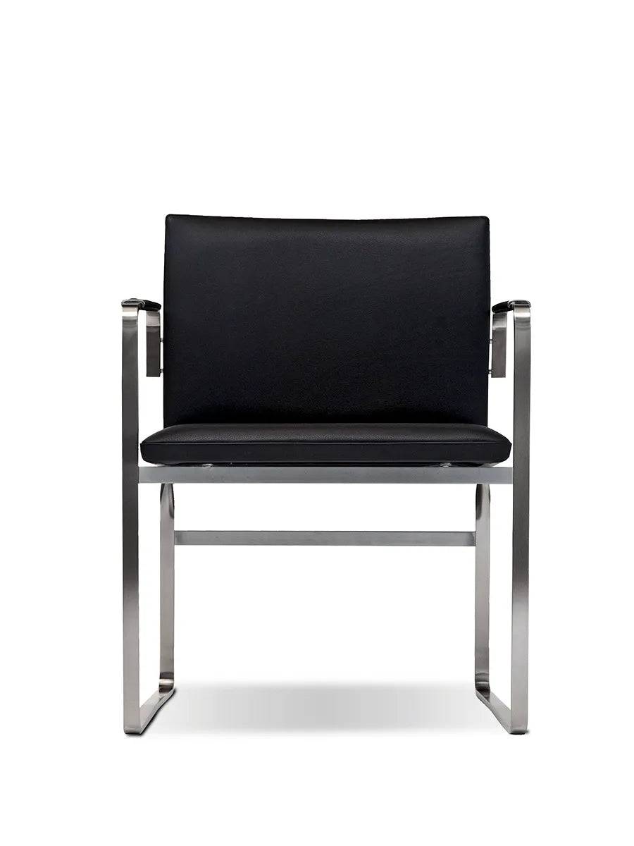 CH111 af Hans J. Wegner Lædergruppe A - Jacobsen Plus