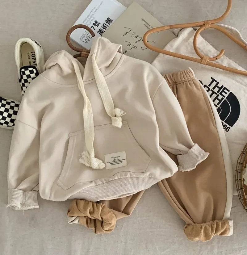 Mini Fashion™ - Pleasure Fun - Hoodie Beige / 120 (5 år) | Pedagogiska Träleksaker