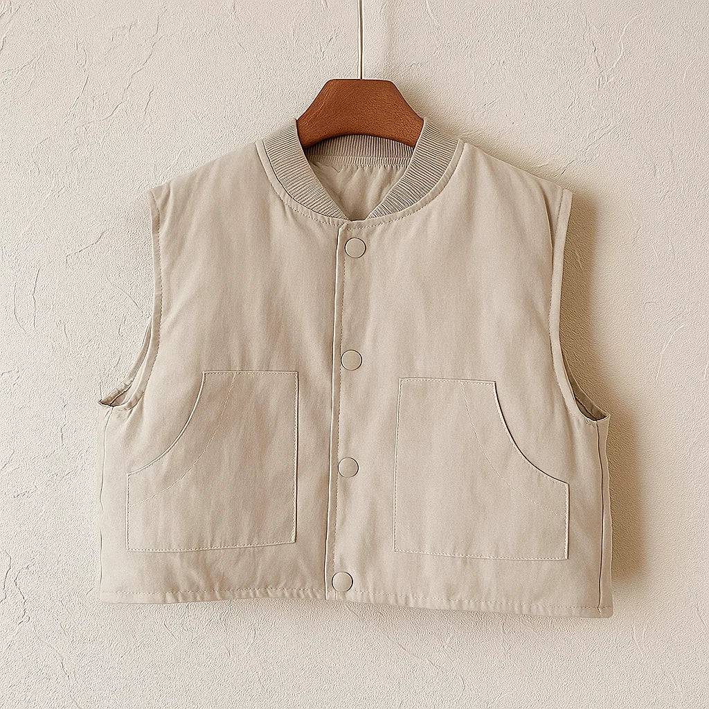 FleeceWear – Bekväm och modern – Bodywarmer Beige / 90 (2 år) | Pedagogiska Träleksaker (size)