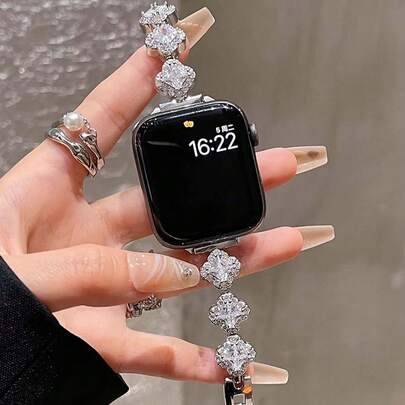Silverfärgat klockarmband för Apple Watch för kvinnor, moderiktig design med strassblommor, kompatibelt med 38/40/41/42/44/45/46/49 mm Series Ultra 3/ (38mm/40mm/41mm,42mm/44mm/45mm/49mm,S11/S10-46,S11/S10-42)