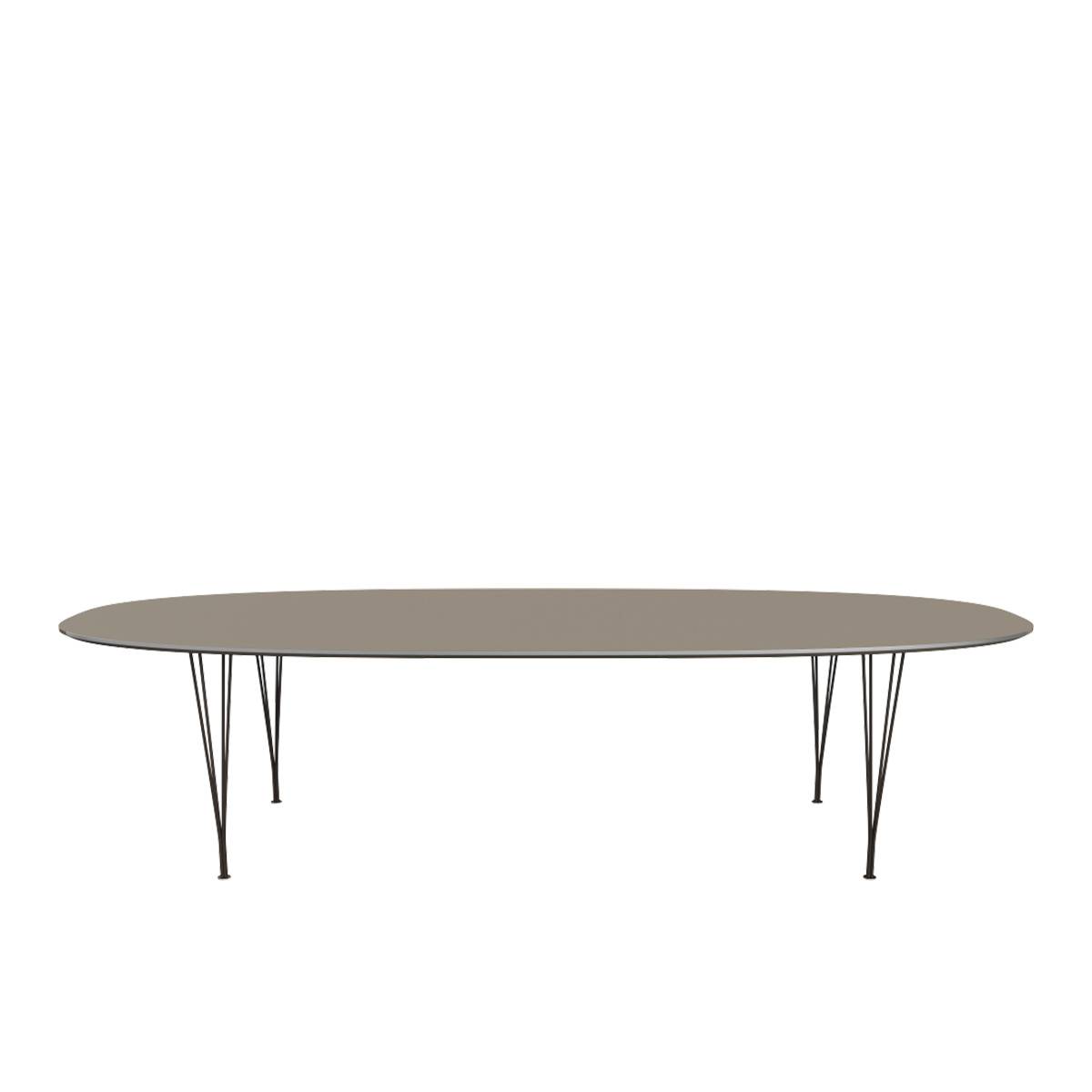 Fritz Hansen | Superellips B617