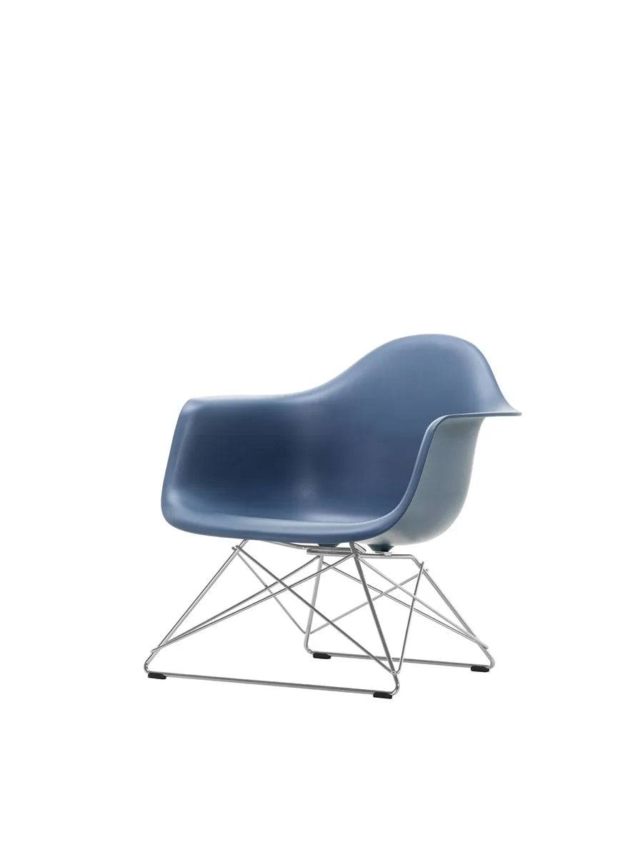 Eames Plastic Armchair LAR, forkromet fra Vitra Sea blue - Jacobsen Plus