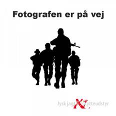 Våbenskab 7/4 Variant til 4 våben + 4 hylder - M/kodelås