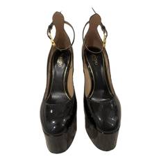 Valentino Garavani Tan-go patent leather heels