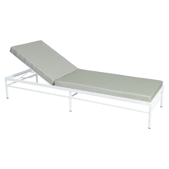 Fermob, Rivage Sunlounger - 01 Cotten White / Meadow green - 100% acrylic fabric - Mix collection