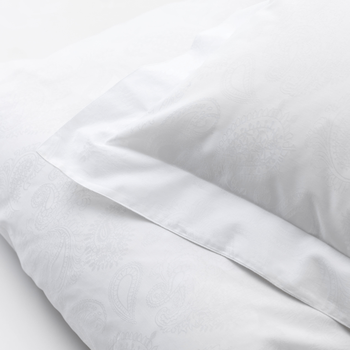 DUX Superior Satin Örngott - 65x65 / Paisley