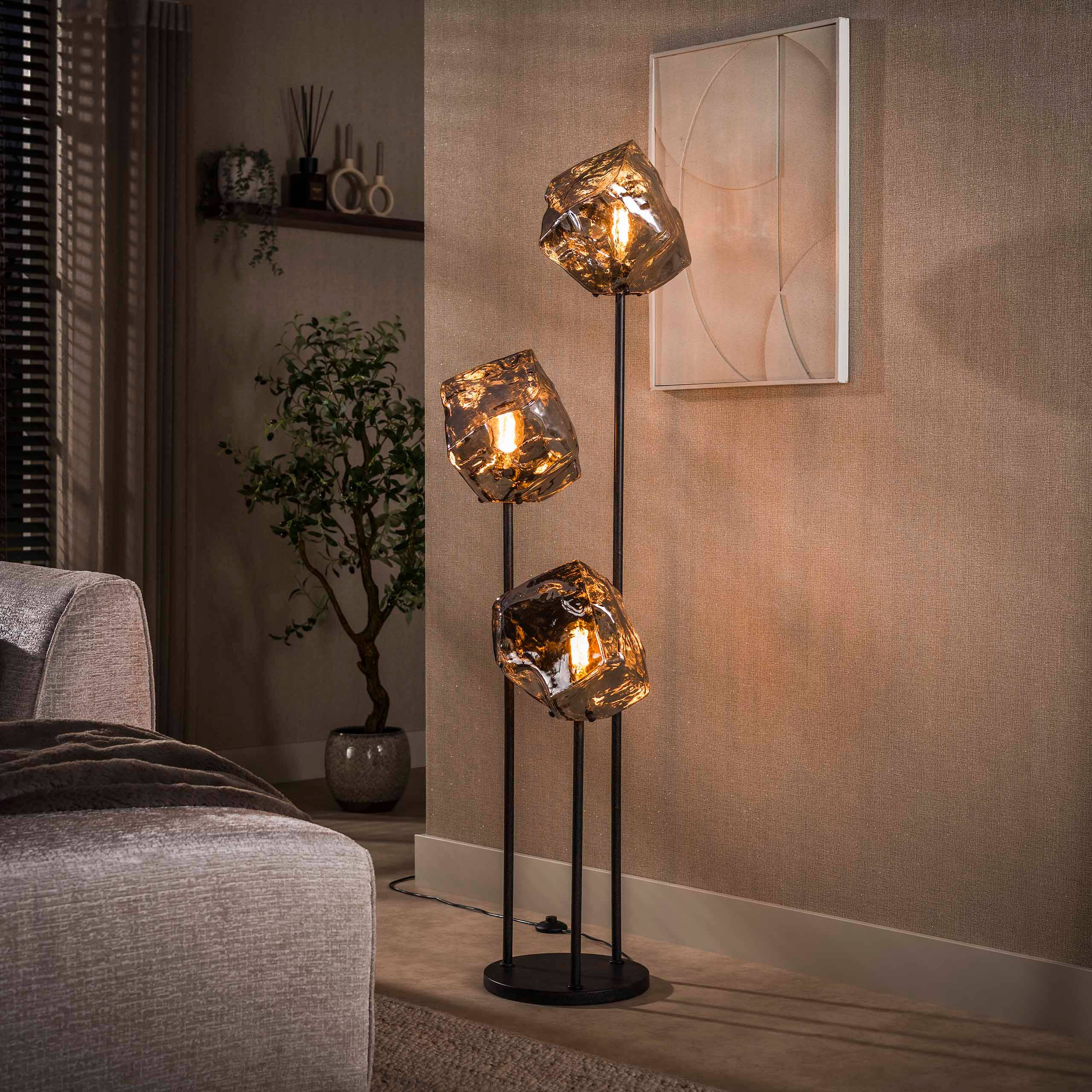 Rock - Gulvlampe med tre forkromede glaskupler Levering med pære(r)