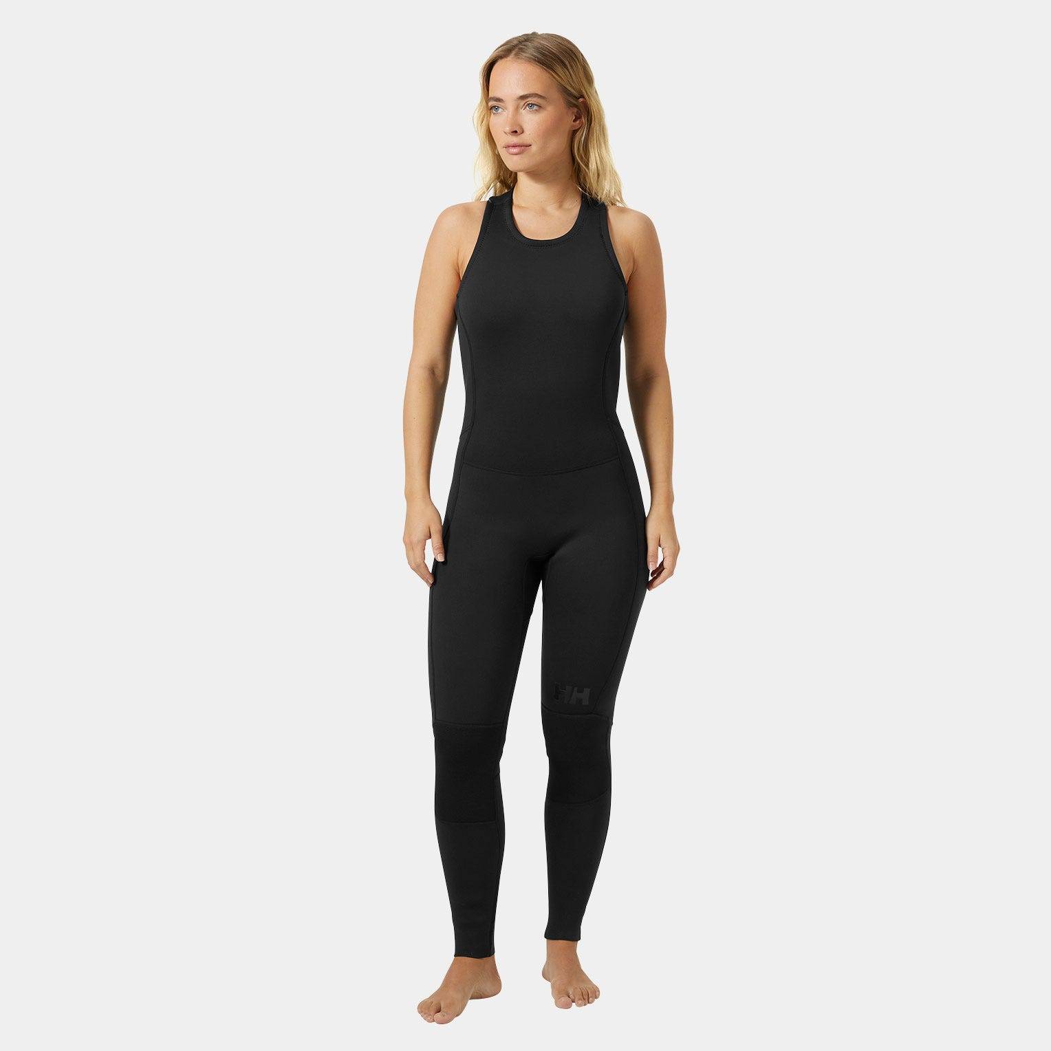 Helly Hansen Dam Waterwear Seglarbyxor 3/2 Svart L - https://www.hellyhansen.com/sv_se/w-waterwear-salopette-3-2-34438?color=290002