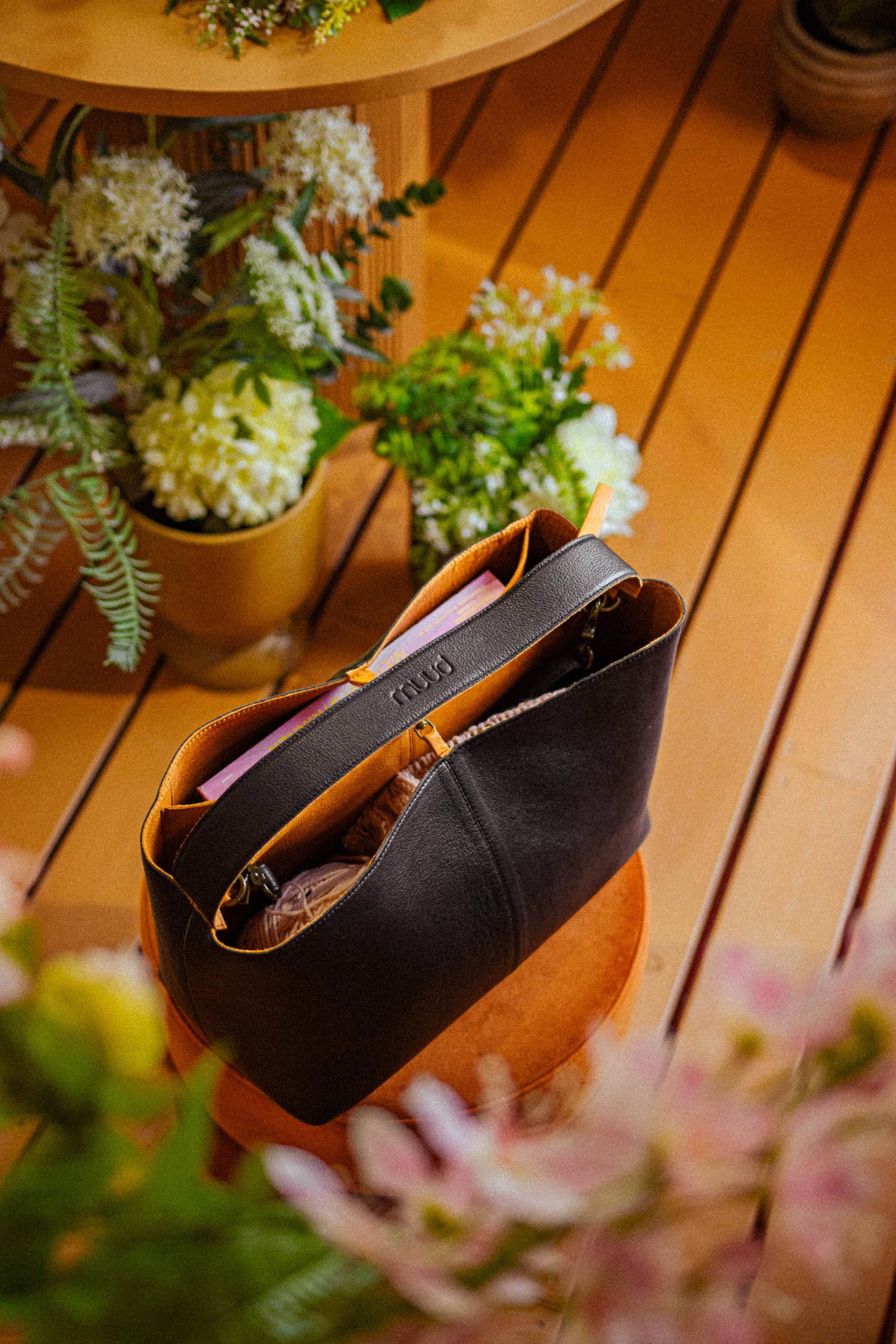 Jade Shoulder Bag - Black