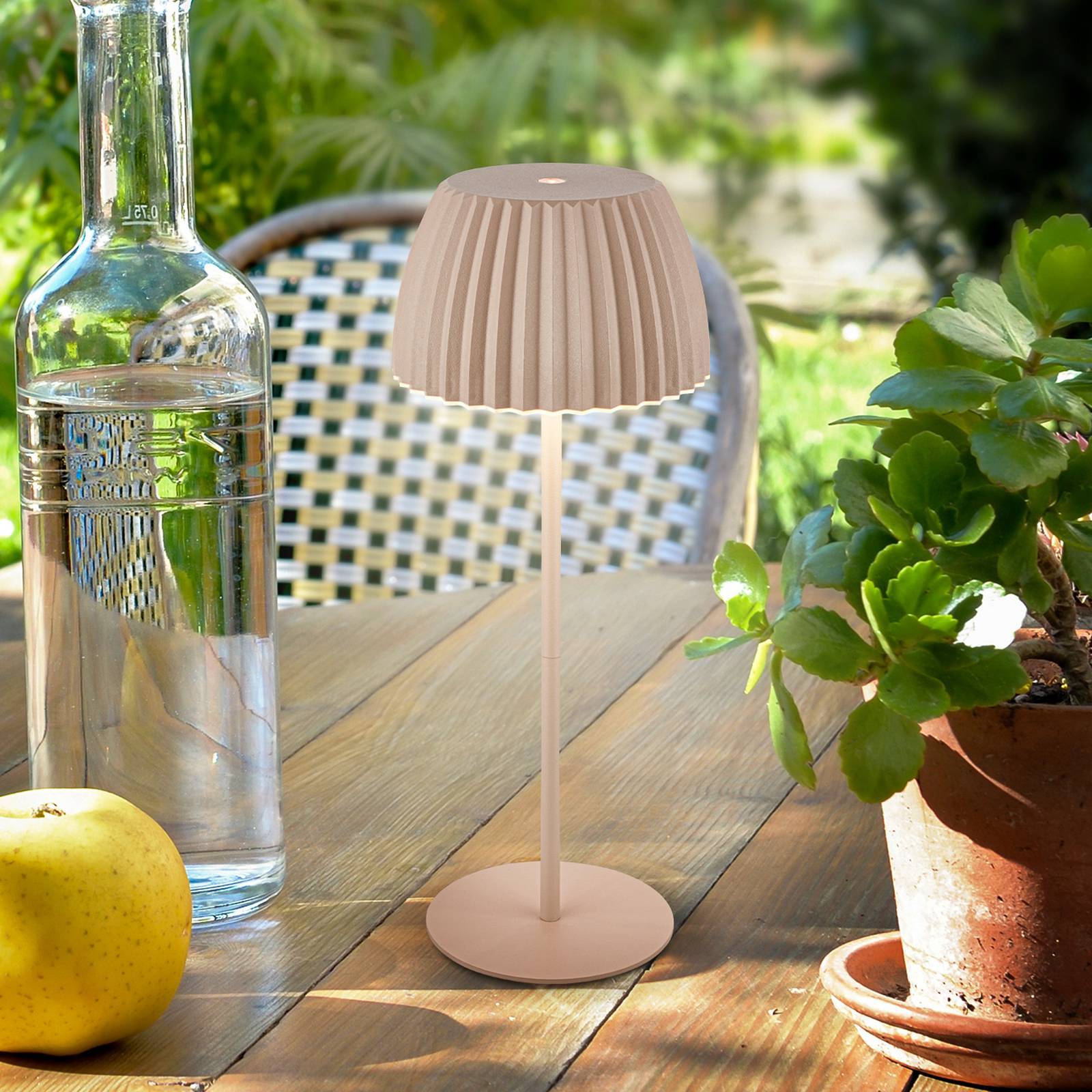 Briloner LED-batteridriven bordslampa Brilo unplugged Riffle, 36 cm, beige dimbar, Creme / bärnsten, Vardagsrum / matsal, Metall