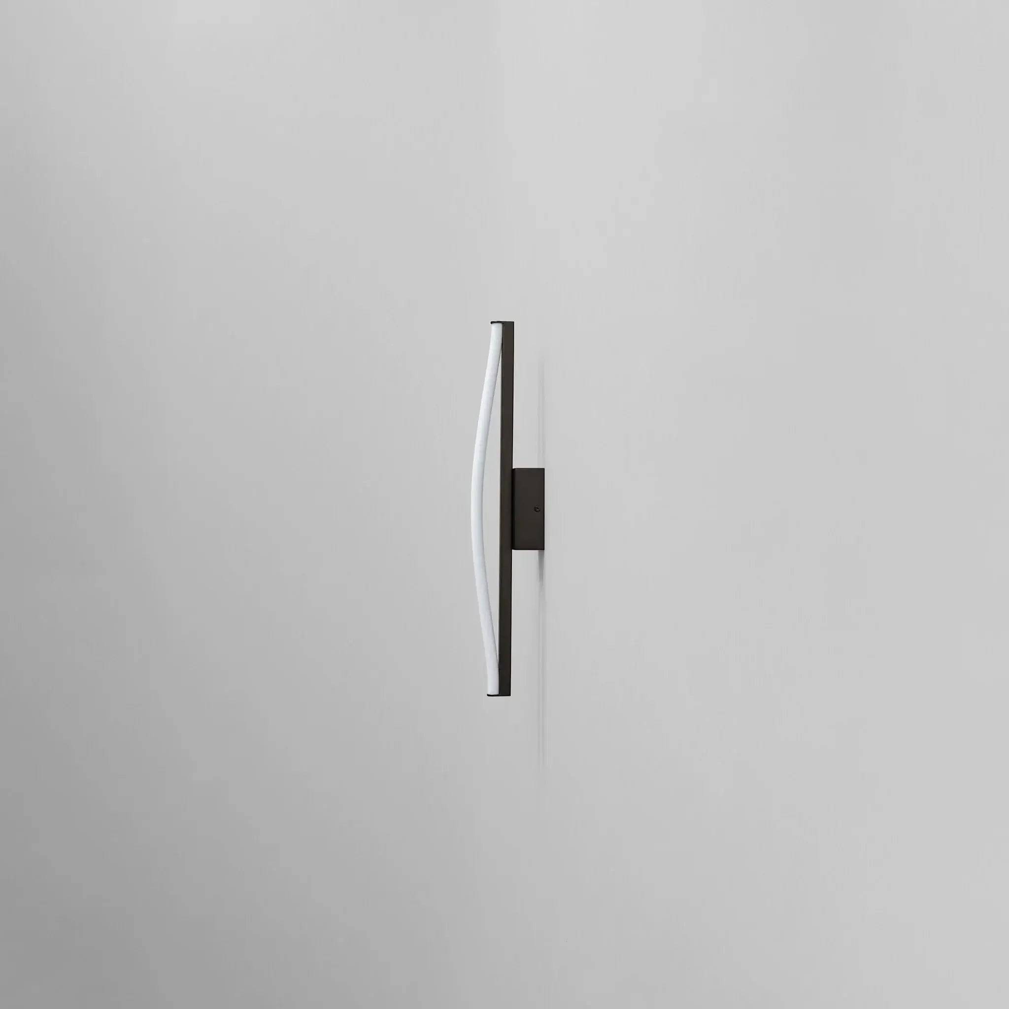 Bow Wall Lamp, Mini - Bronze.