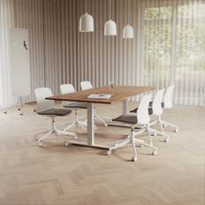 Konferensgrupp Modul + Ergo 006C, Storlek 6 platser (220 cm), Bordsskiva Valnöt, Underrede Vit, Stol Vit / Ljusgrå
