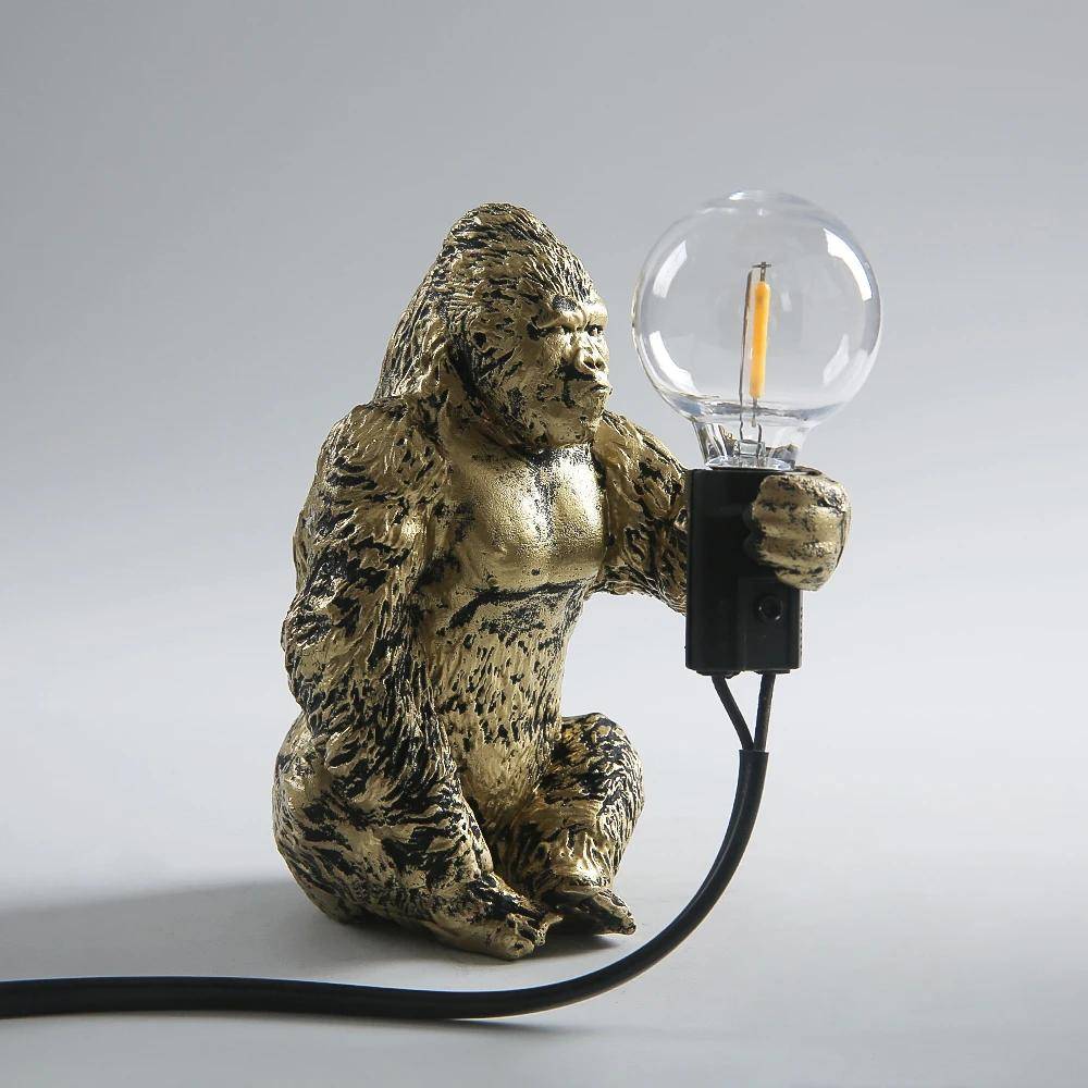Design King Kong lampa Harts Djur Gorilla Bordslampor Mini Gorilla ornament Söta LED-lampor hantverk Heminredning Armatur