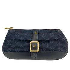 Louis Vuitton Vintage, Pre-owned, Dame, Blå, ONE SIZE, Tyl, Pre-owned Canvas clutches
