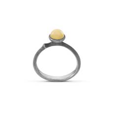 OLE LYNGGAARD LOTUS TINY RING MED RAV