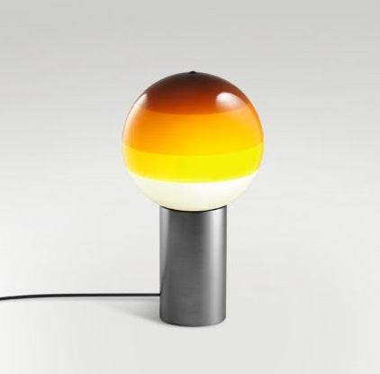 Dipping Light S bordlampe fra Marset - Grafit/Amber