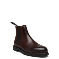 MATINIQUE Macormac |Brown |41