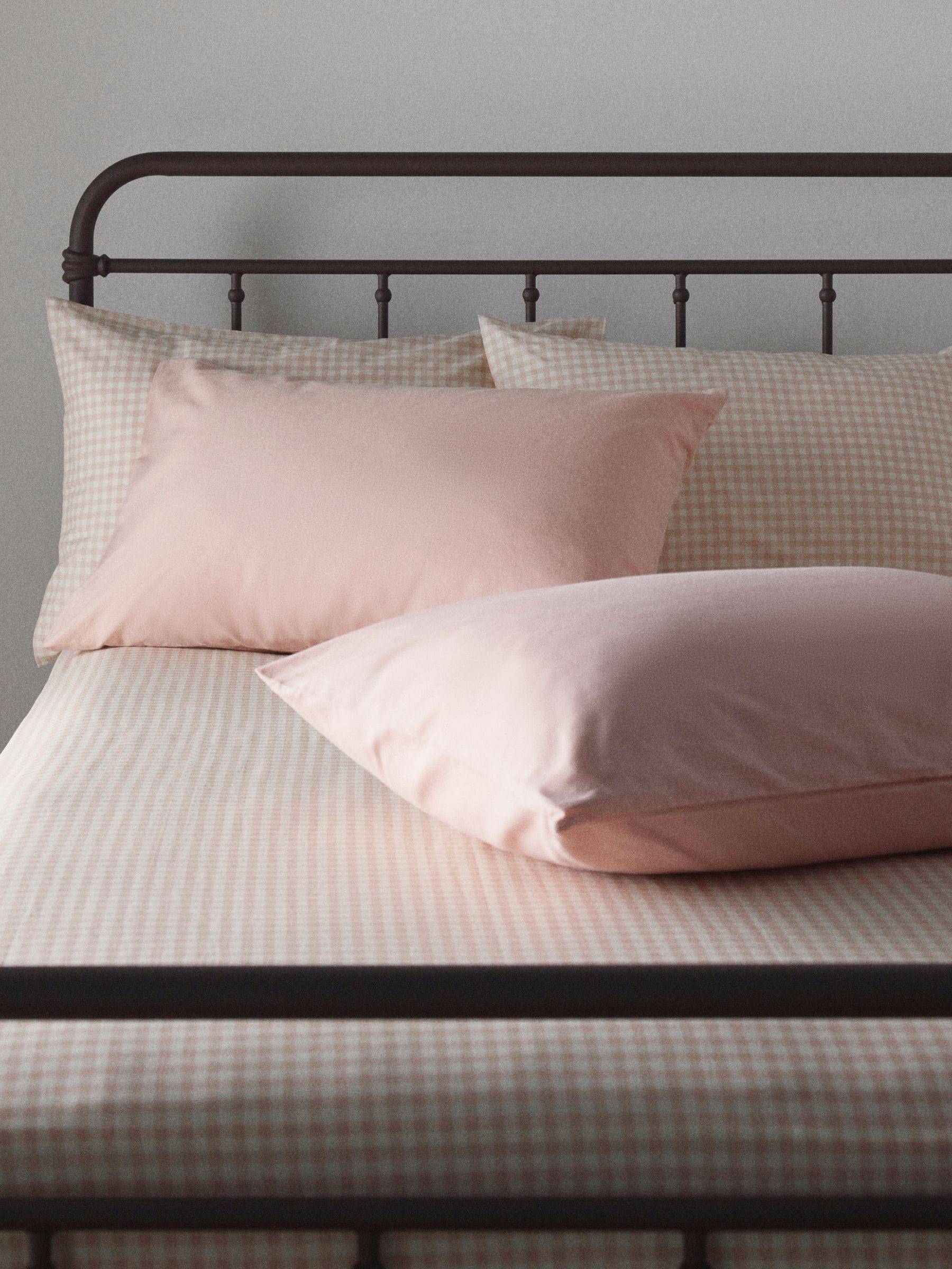The Set The Set Set of 2 Pink/Gingham Pillowcase and Fitted Sheet