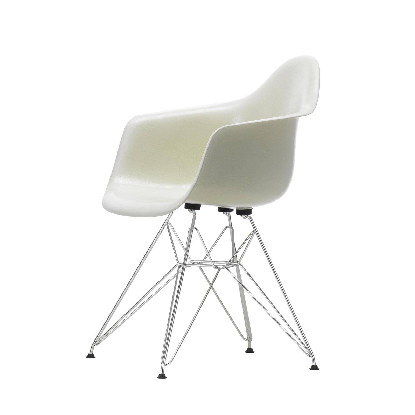 Vitra | Eames Fiberglass Armchair DAR