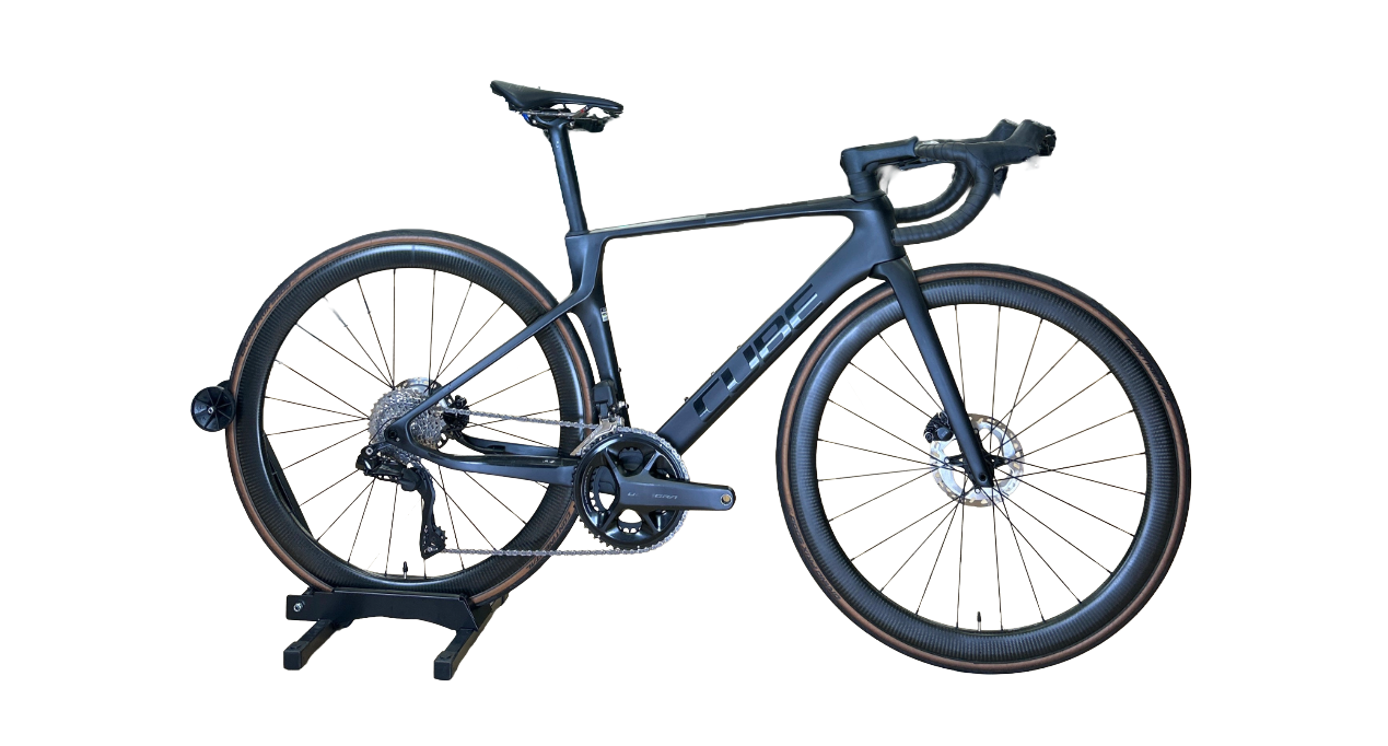 Cube Agree C62 Race Di2 - Shimano 105 Di2 - Mavic Cosmic SL45