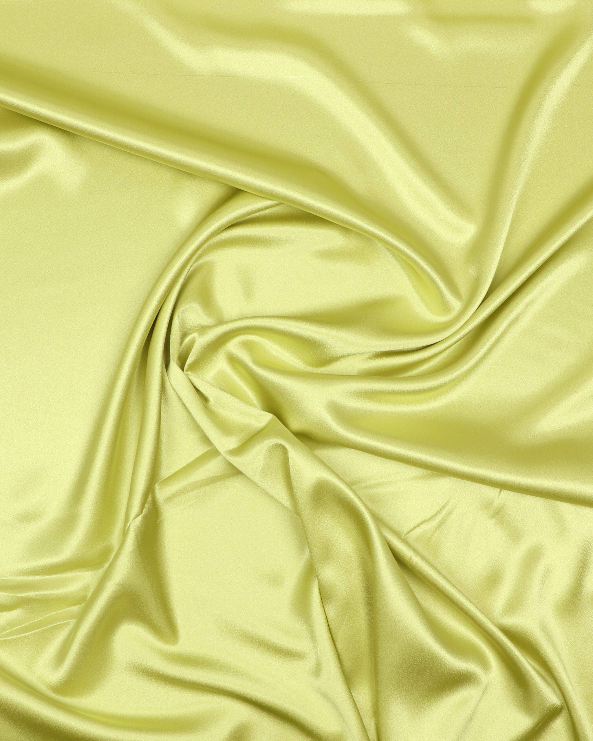 Lys grøn - Blød satin - 100% Polyester