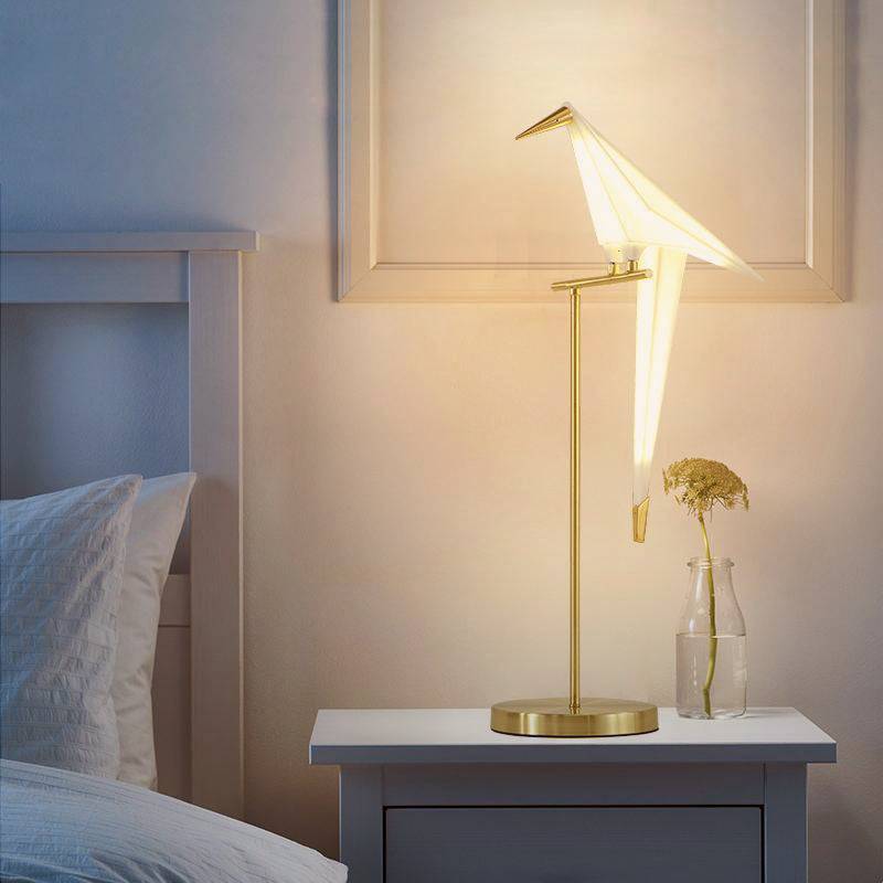 Origami LED Lampa - Belysning för en Magisk Touch - Bordslampa