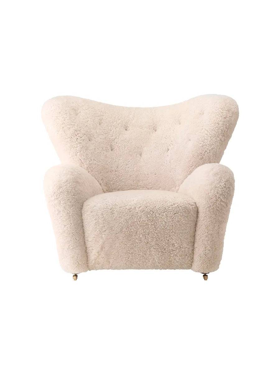 Den Trætte Mand Lænestol fra Audo Copenhagen Dark Stained Oak - Sheepskin Moonlight - Jacobsen Plus