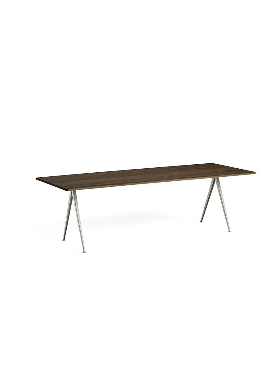 Pyramid 02 bord fra Hay 250 x 85 cm / Beige pulverlakeret stål / Røget eg (olie) - Jacobsen Plus