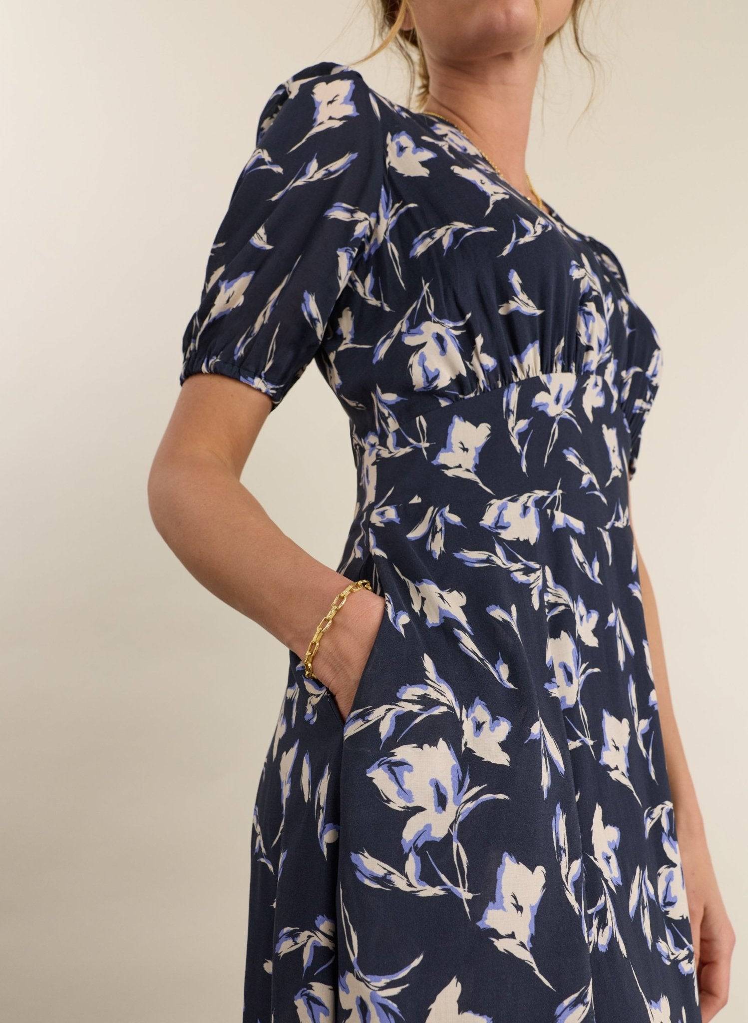 Myra A-line Dress - UK 06 | EU 32 | US 02 / Navy Floral