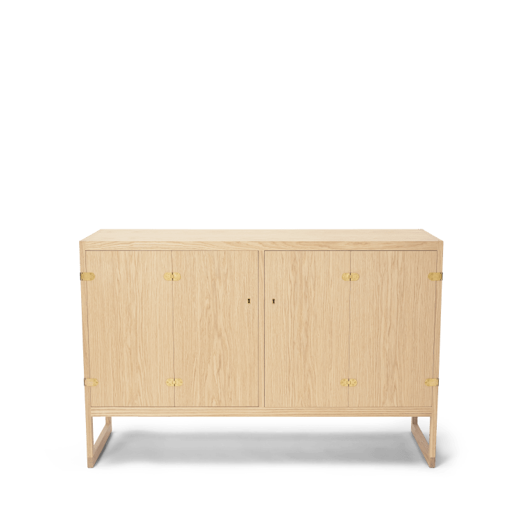 BM0057 | Skænk FSC®-certificeret eg, hvidolie