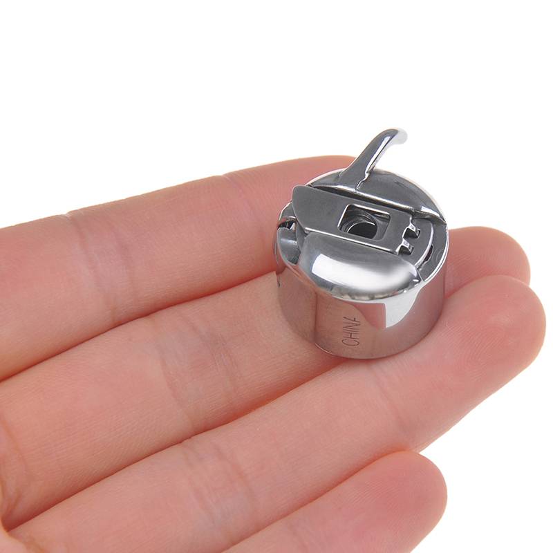 Old Style Sewing Machine Accessorries Metal Bobbin Spool Case for Brother Janome Elna Bernina Singer Babylock Housedold