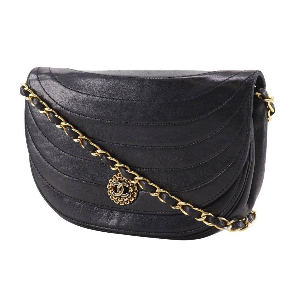 Chanel Vintage Chanel Shoulder Bag L 14cm x W 20.5cm x D 4.5cm - Skuldertasker hos Magasin.