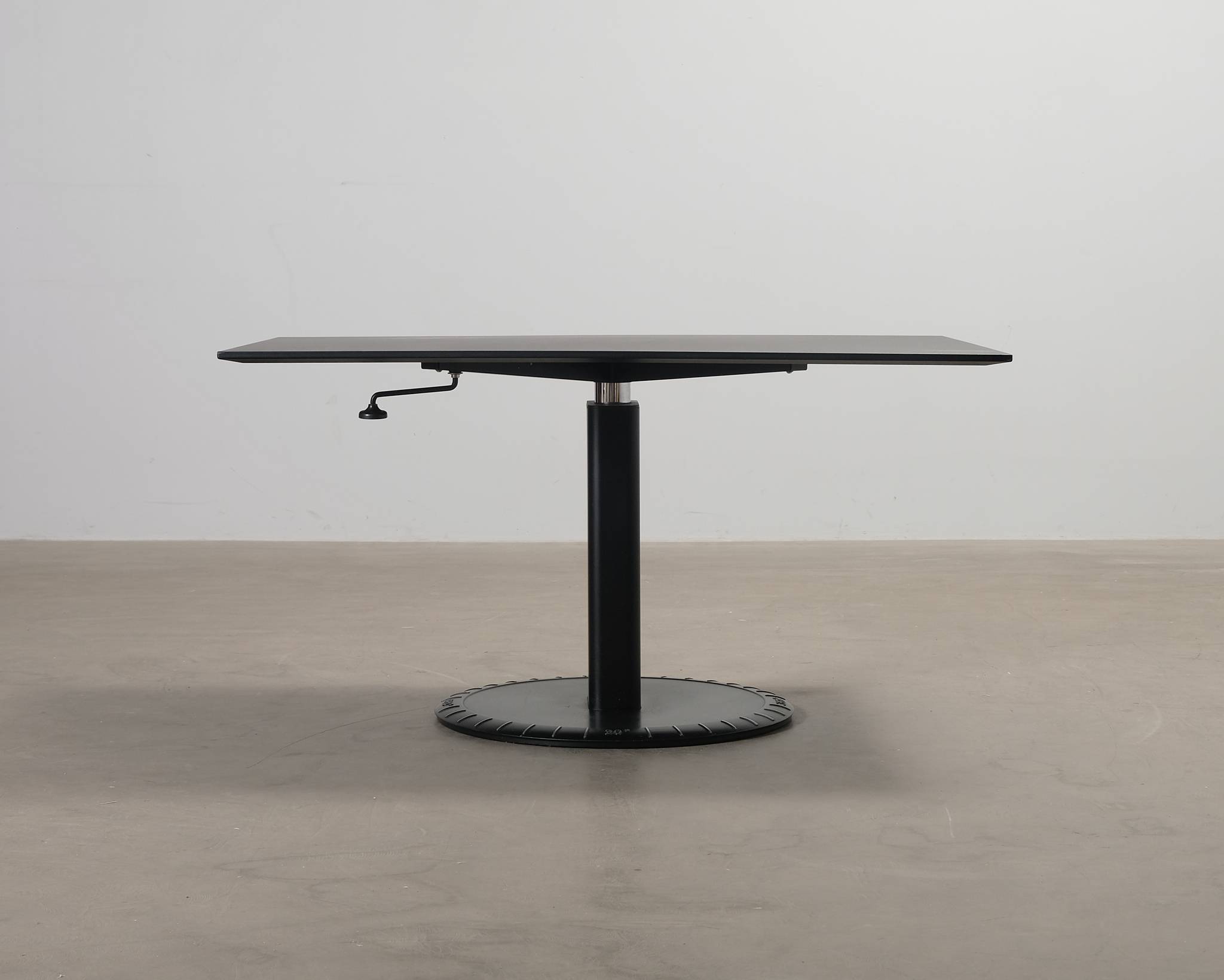 Magis 360° bord svart