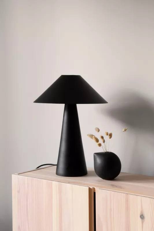 Globen Lightning - Cannes Bordslampa (Svart)