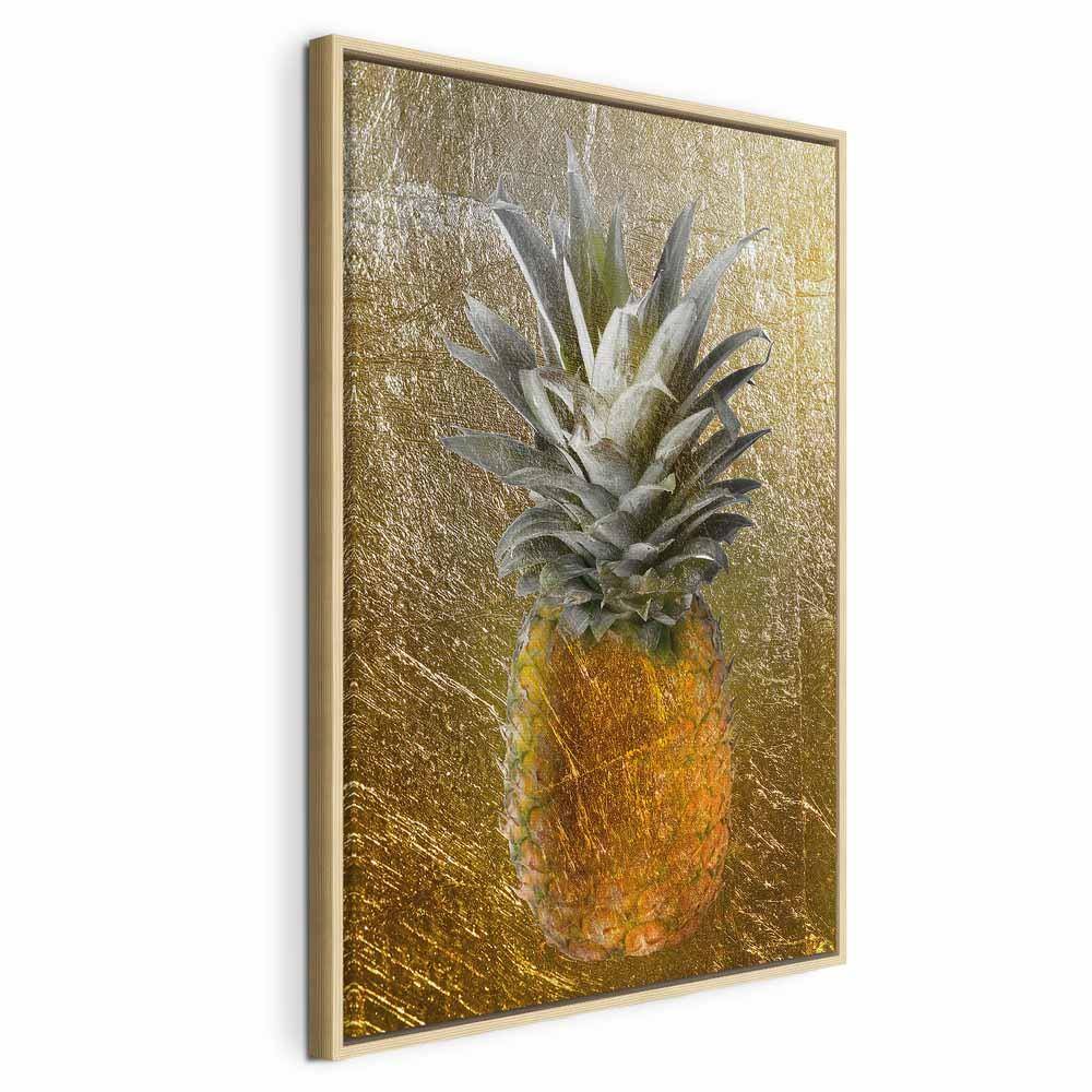 Lærredsbillede Forbidden Fruit lodret - 80 x 120 cm - I en naturlig træramme