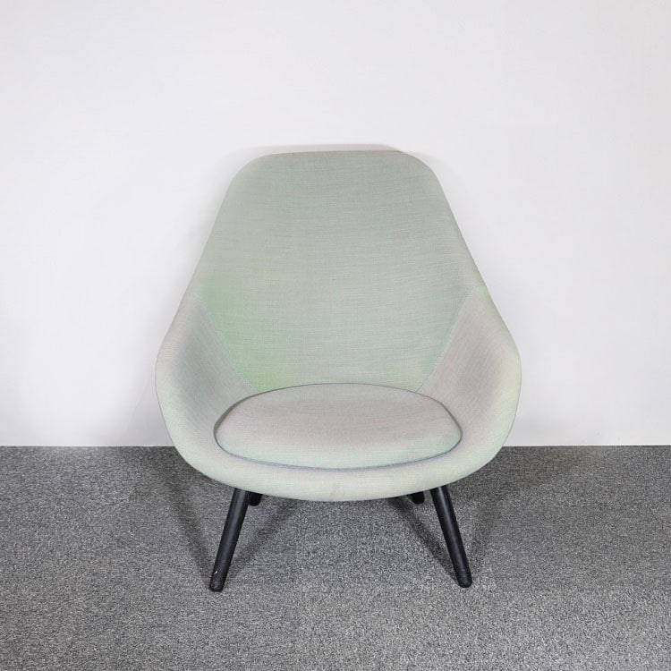 Fåtölj About A Lounge Chair