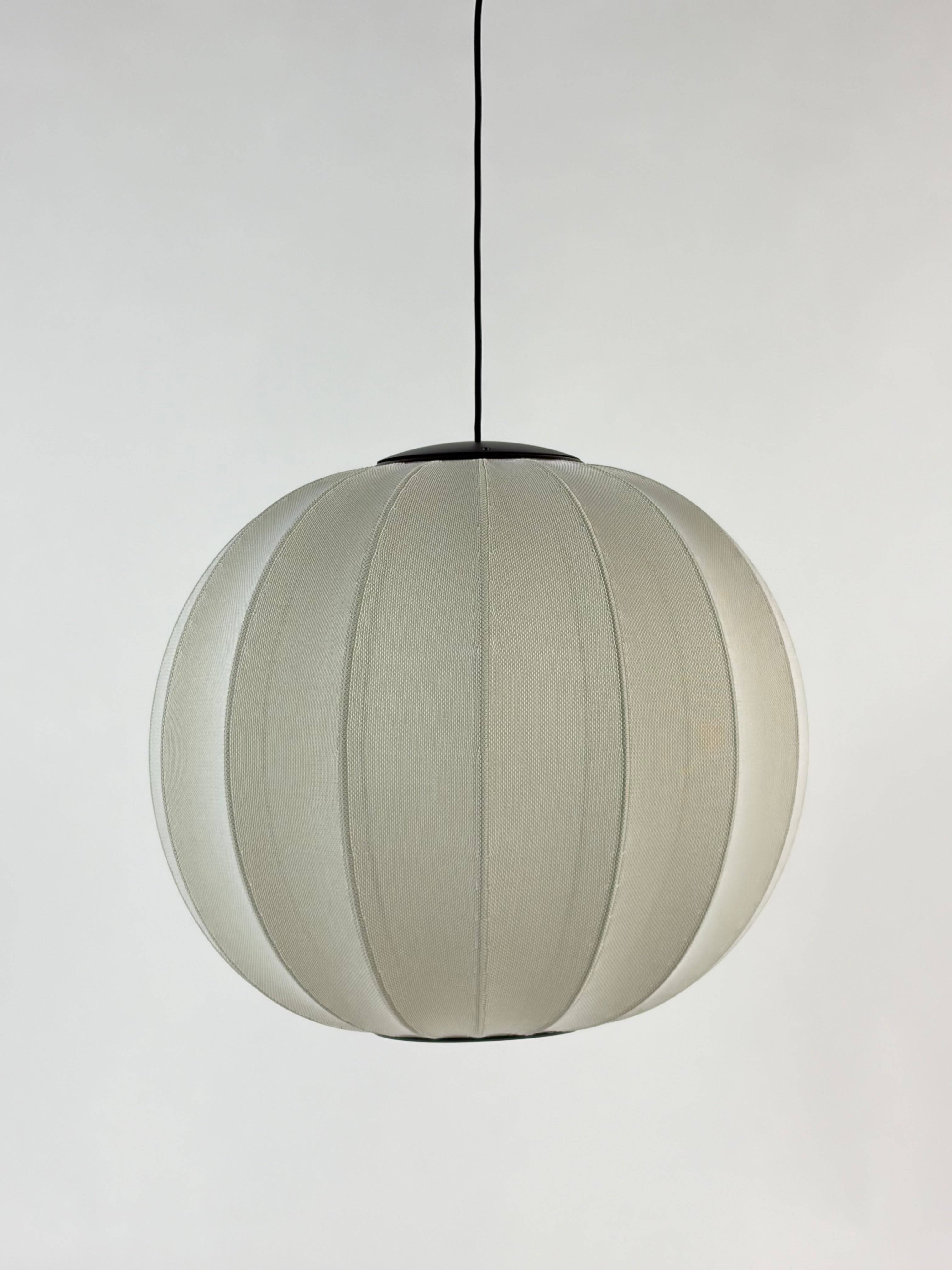 Made By Hand Knit-Wit LED Pendel – Pearl White Ø60