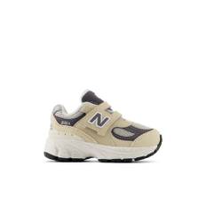 New Balance  Barn 2002 HOOK & LOOP i Beige/Grey Synthetic, Storlek 18.5 - Beige/Gr&#xE5;