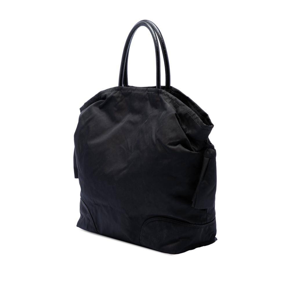 Prada Vintage Prada Tessuto L 32cm x W 30cm x D 12cm - Håndtasker Nylon hos Magasin.