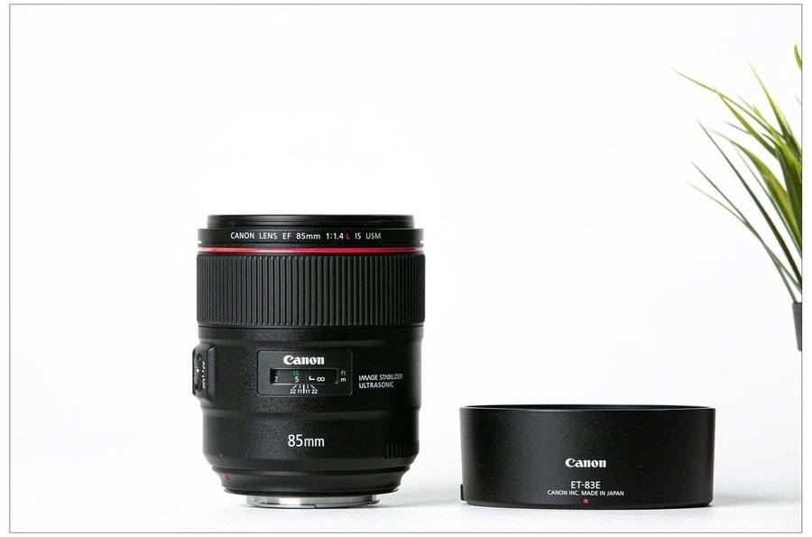 CANON EF 85mm 1,4 L IS // EF 85/1,4L