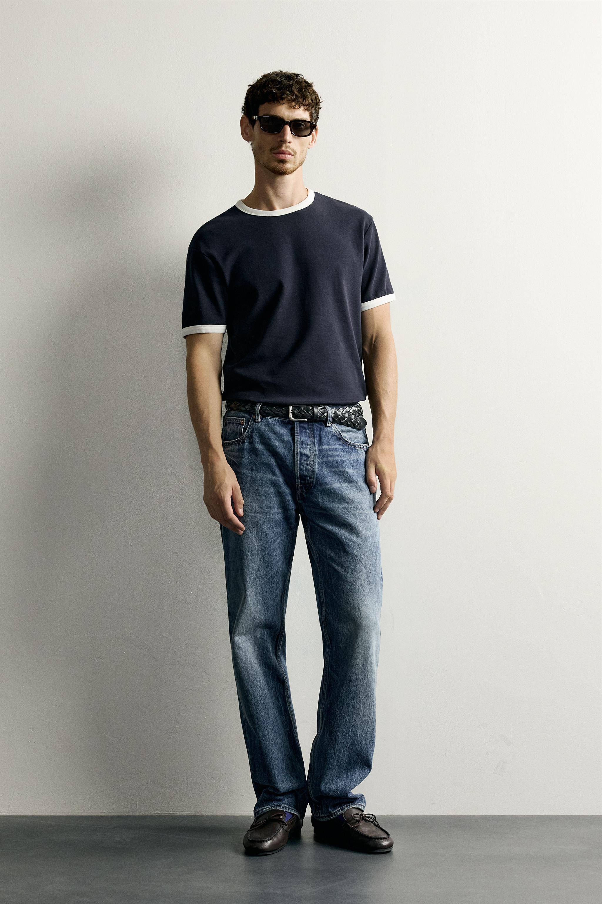 BASIS-T-SHIRT MED KONTRAST-RIB