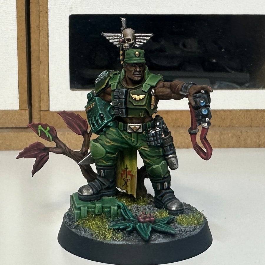 Warhammer 40k Astra Militarum limited Catachan colonel prof.målad