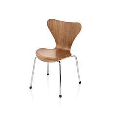 Fritz Hansen Objects Miniature Serie 7 Valnød