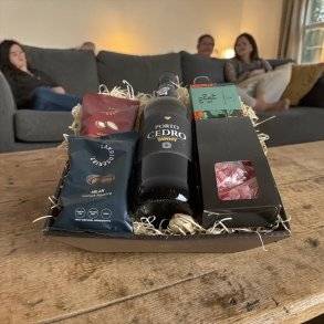 Gavekurv Cedro Portvin, håndlavet chokolade & sprøde gourmetmandler