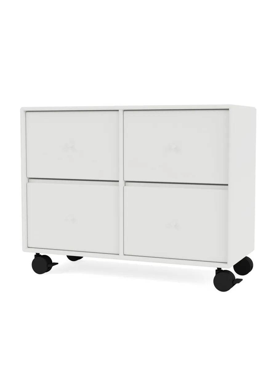 4124 kommode inkl. hjul fra Montana White - Jacobsen Plus