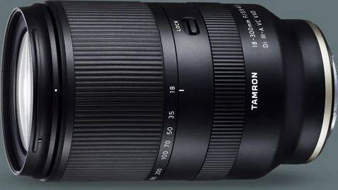 Tamron 18-300mm 3.5-6.3 Di III-A2 VC VXD | Fujifilm X | svart